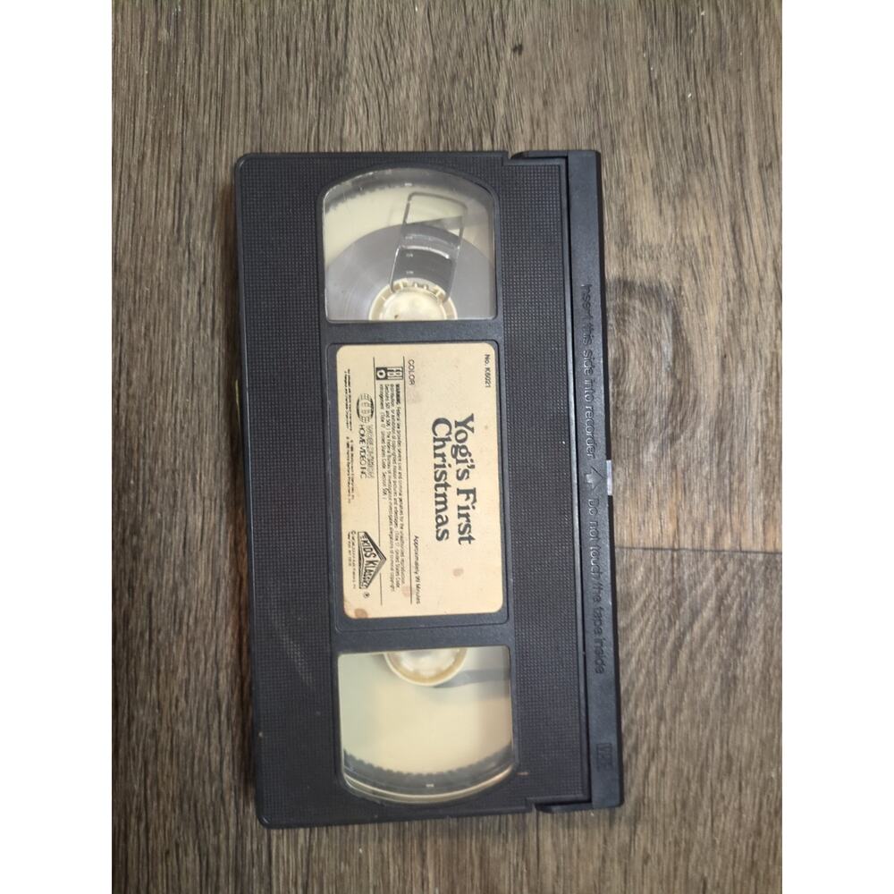 Yogis First Christmas 1986 VHS CLASSIC CARTOON